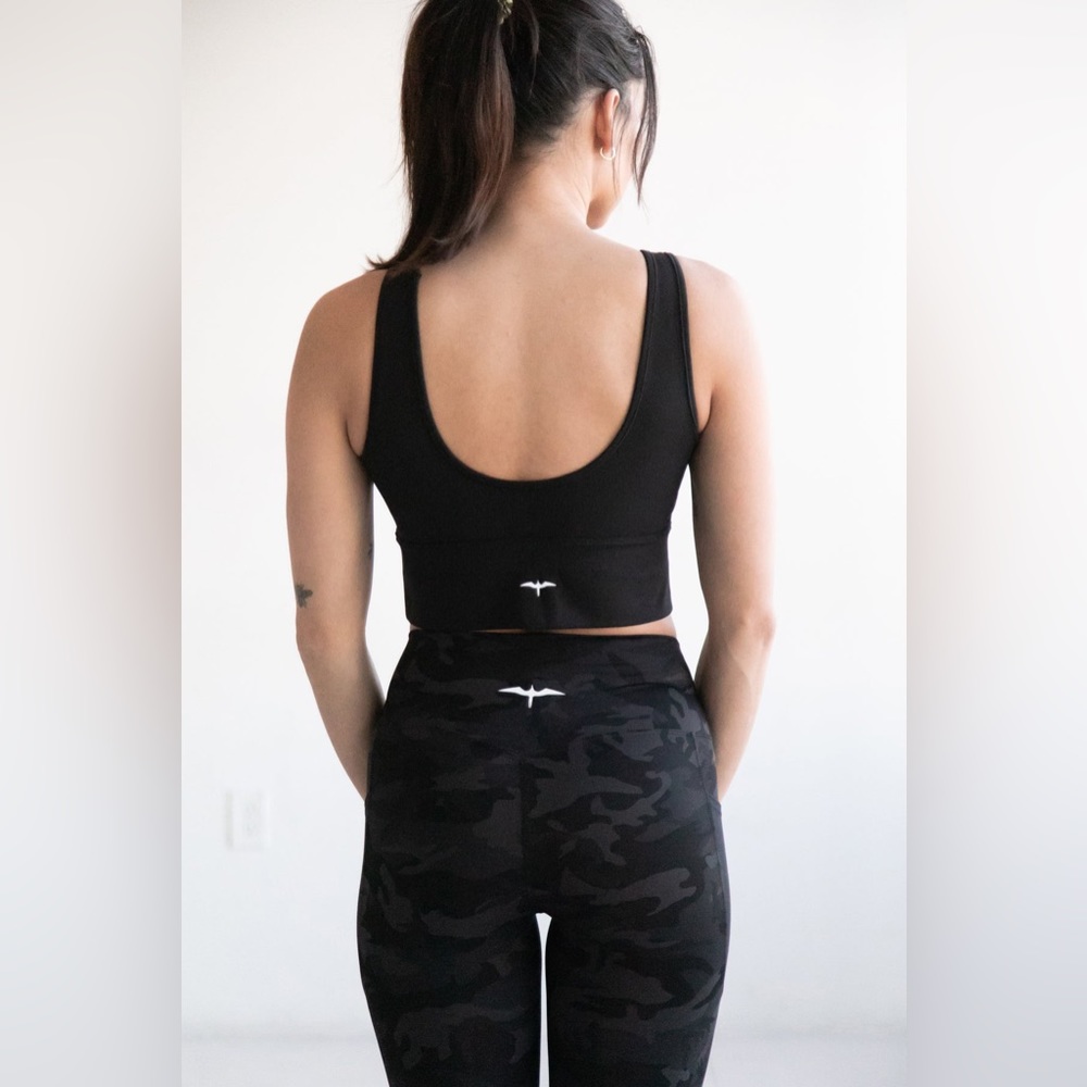 The Iwa Company Mikala top